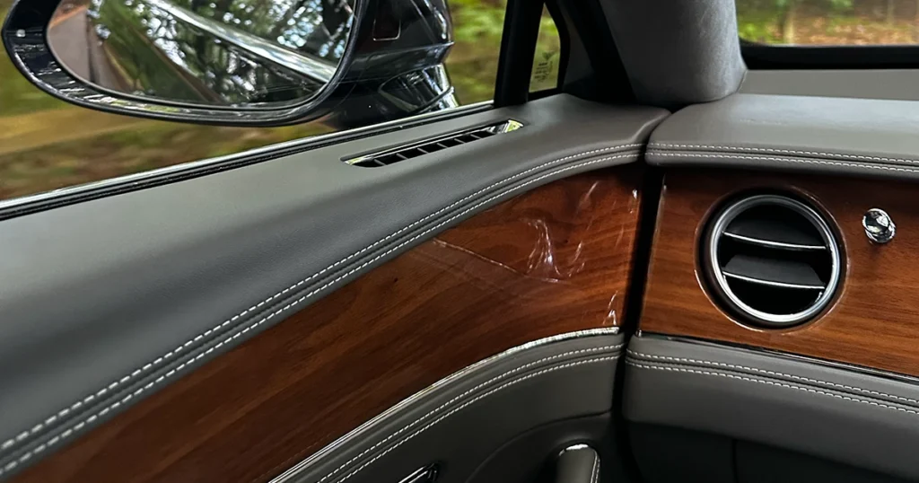 Bentley flying Spur Limousine Interior