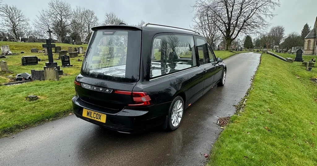 Volvo S90 Hearse Back